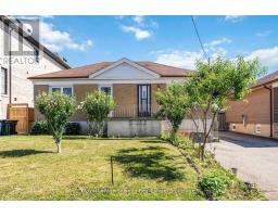405 RUSTIC ROAD, Toronto, Ontario