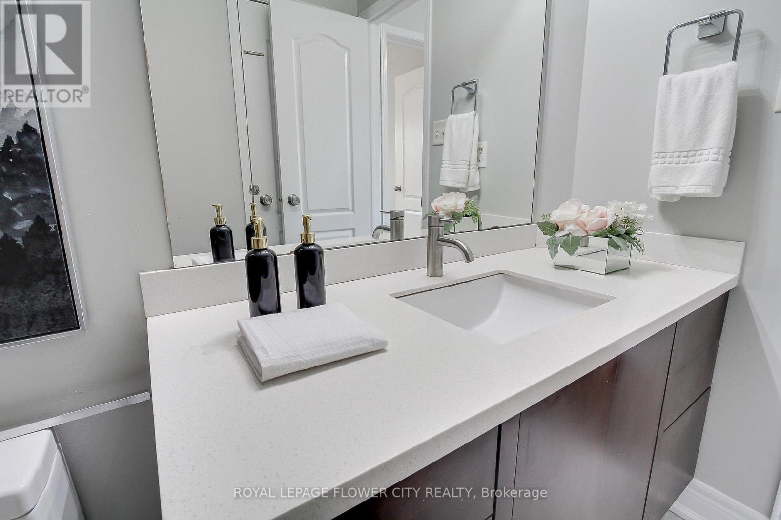 6 Studebaker Trail, Brampton, Ontario  L7A 3A2 - Photo 38 - W12354326