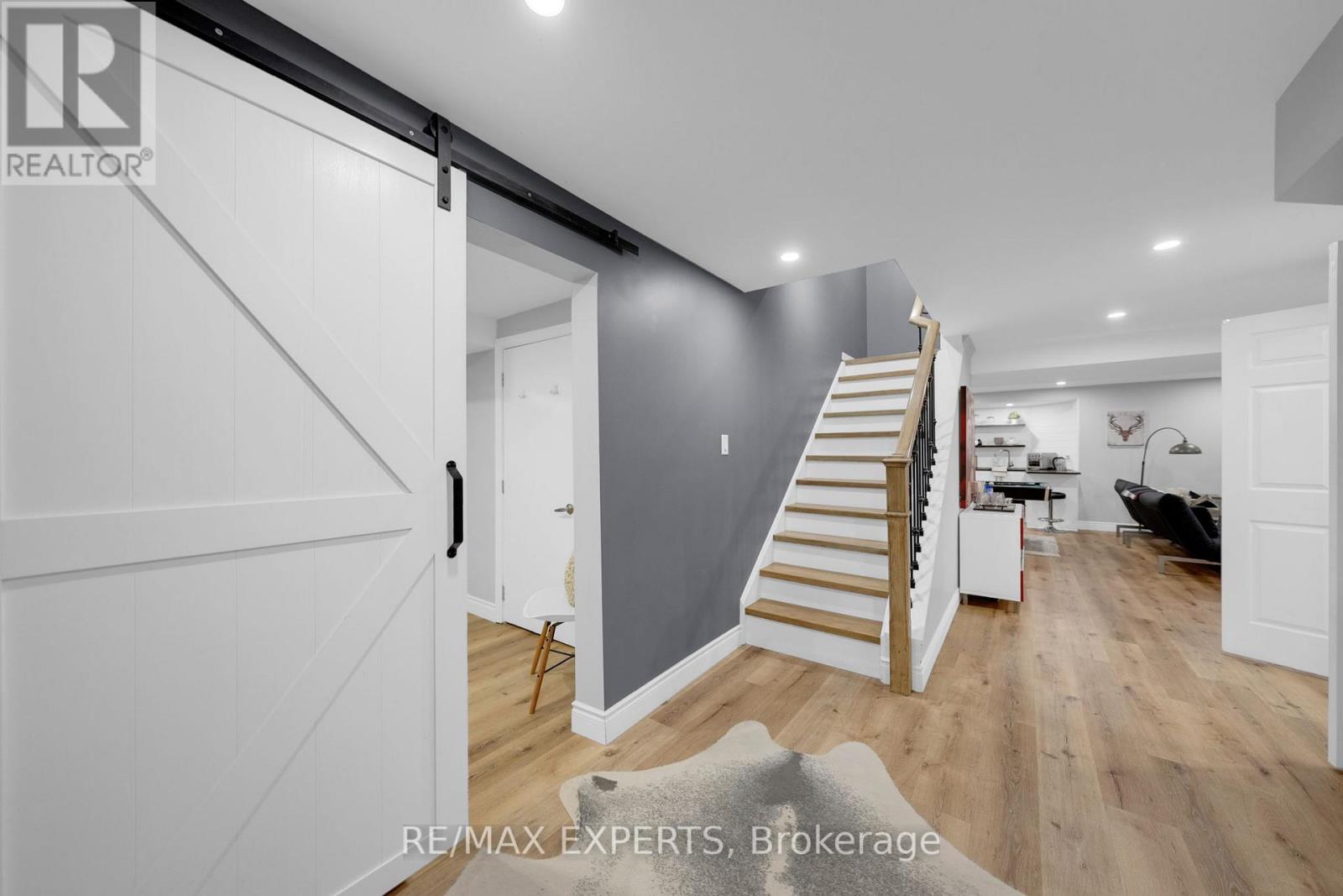 22 Gooderham Drive, Halton Hills, Ontario  L7G 5R6 - Photo 34 - W12354360