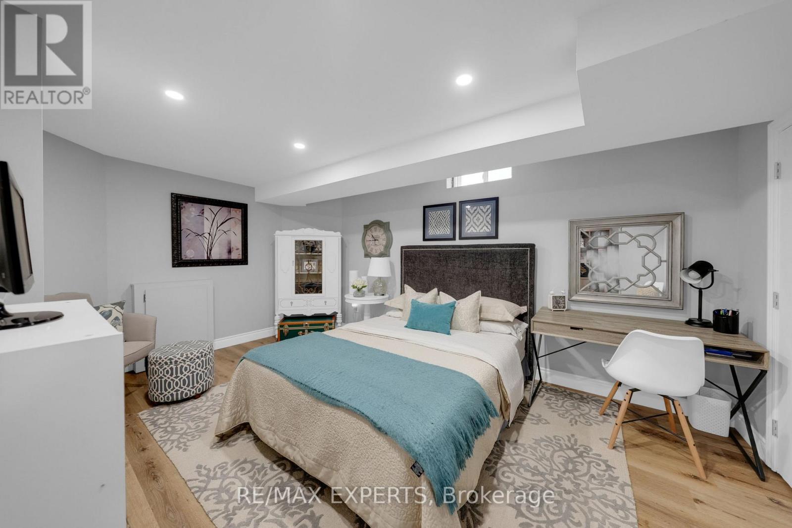 22 Gooderham Drive, Halton Hills, Ontario  L7G 5R6 - Photo 35 - W12354360