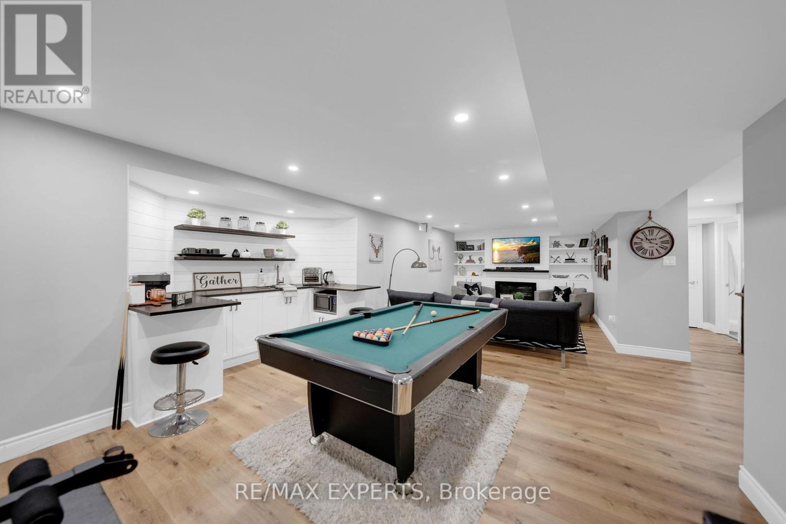 22 Gooderham Drive, Halton Hills, Ontario  L7G 5R6 - Photo 41 - W12354360