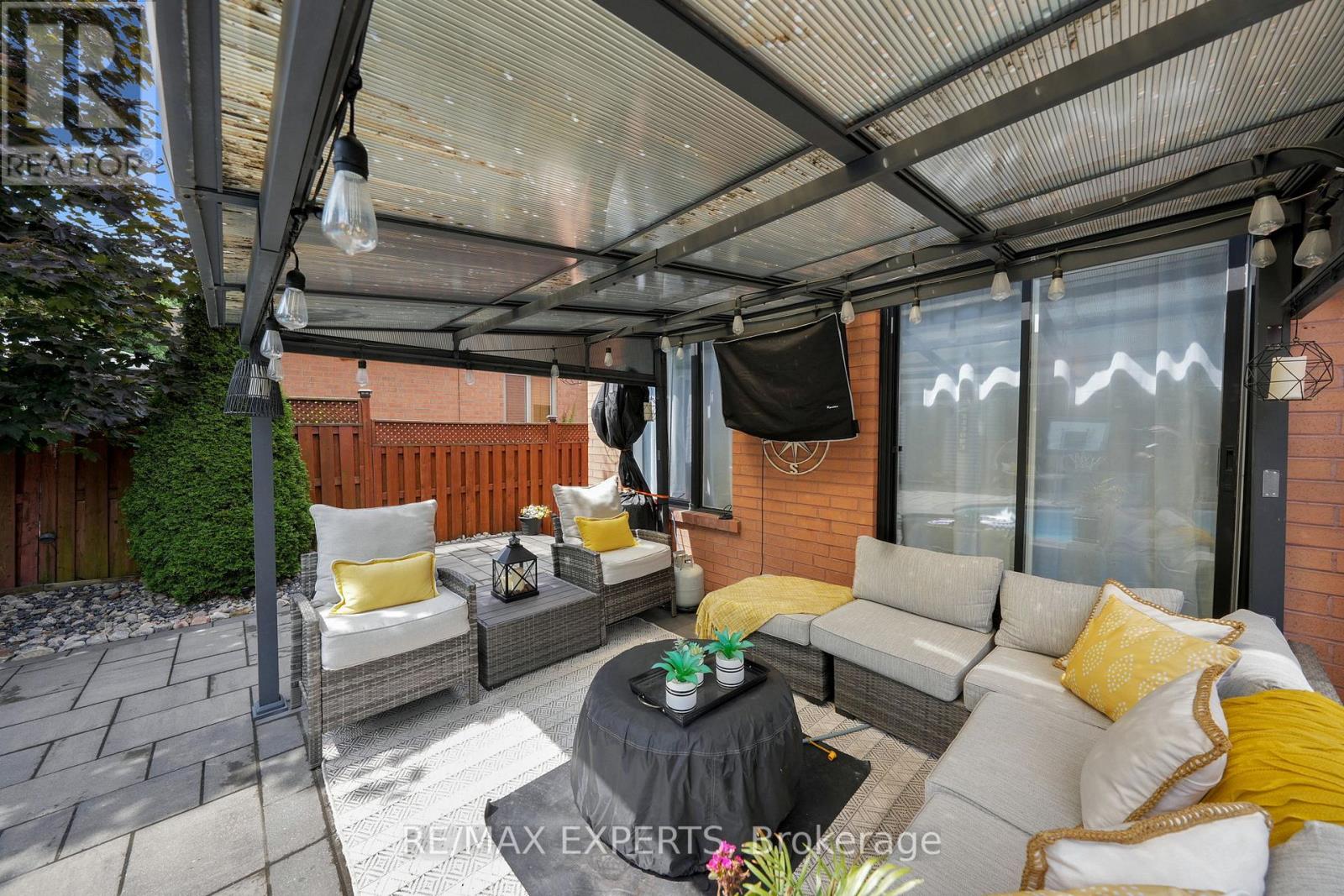 22 Gooderham Drive, Halton Hills, Ontario  L7G 5R6 - Photo 43 - W12354360