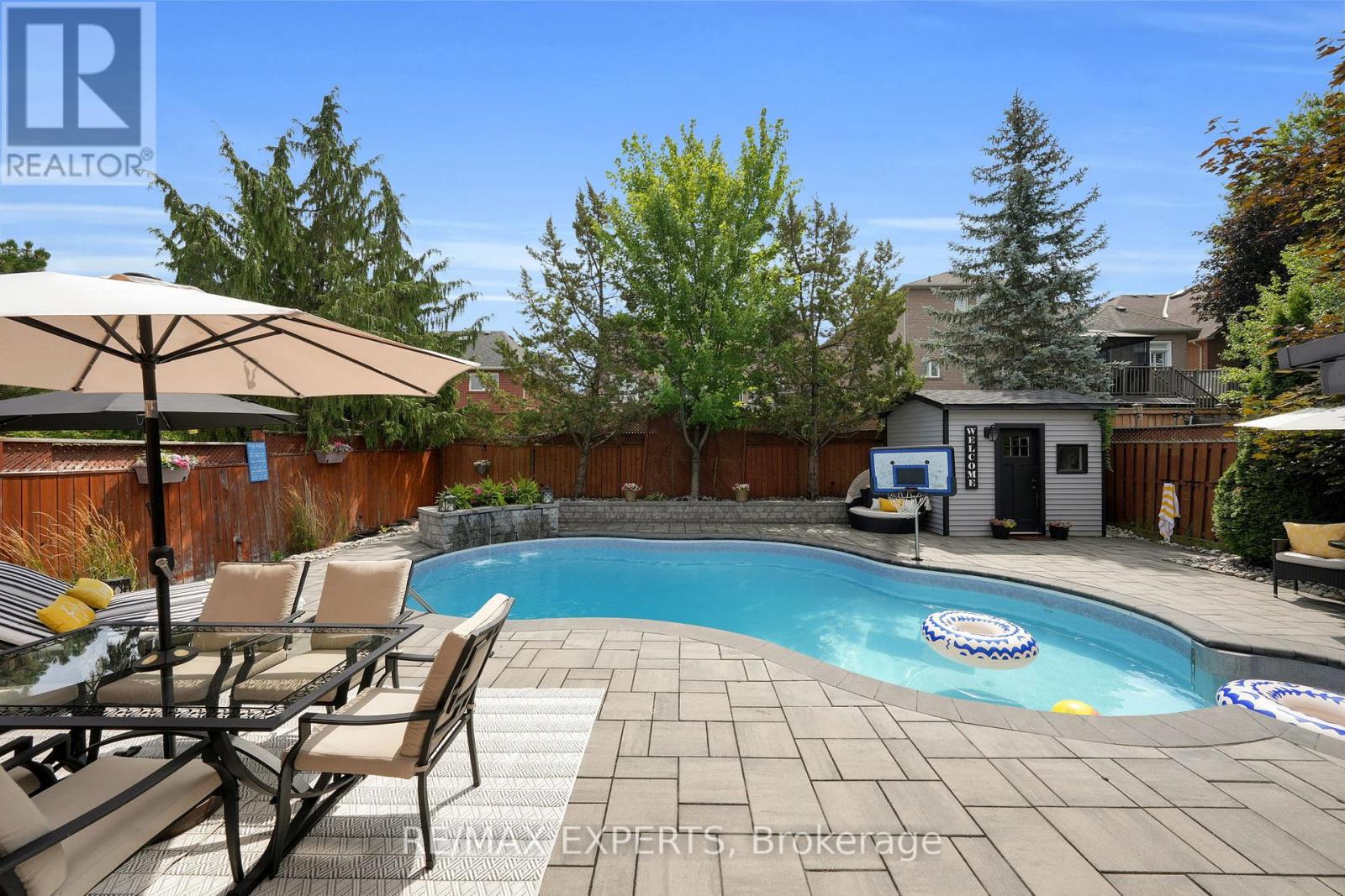 22 Gooderham Drive, Halton Hills, Ontario  L7G 5R6 - Photo 47 - W12354360