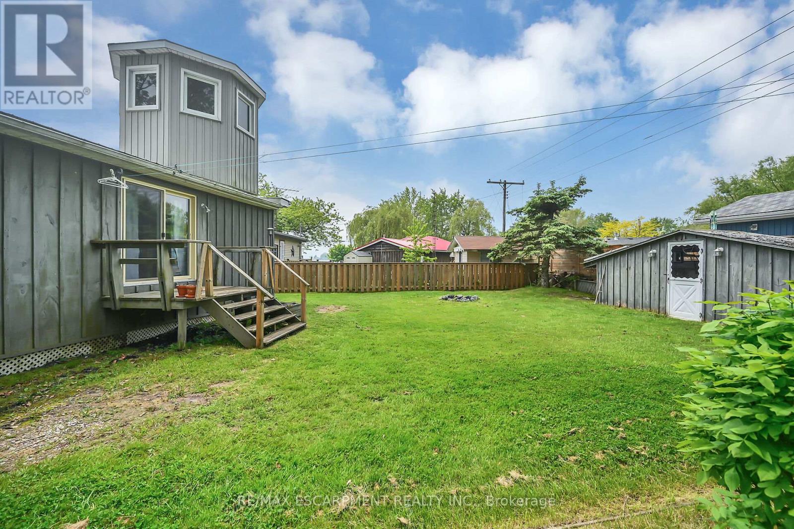 Property at 271 BLUE WATER PARKWAY image 3