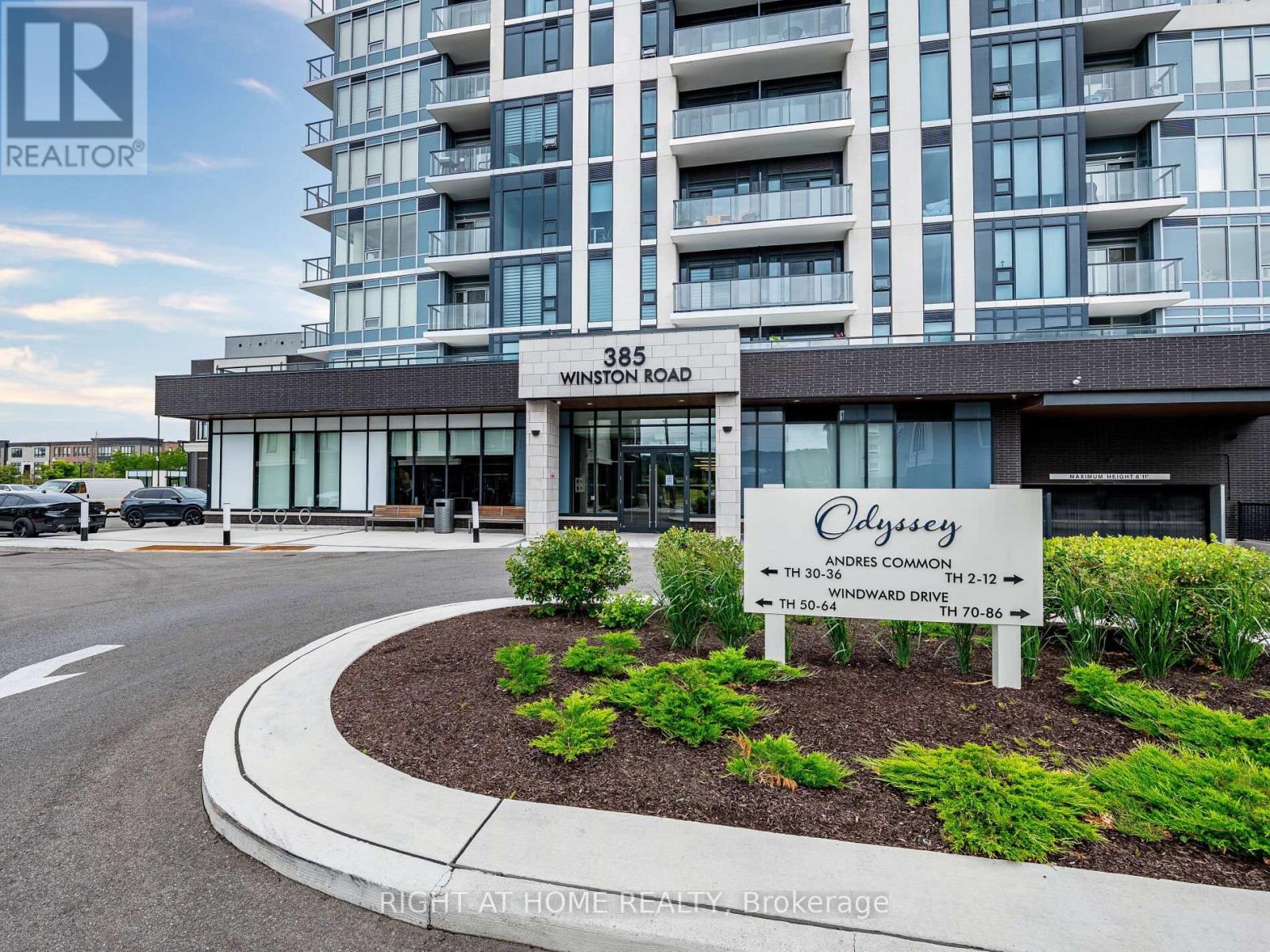 804 - 385 WINSTON ROAD, Grimsby, Ontario