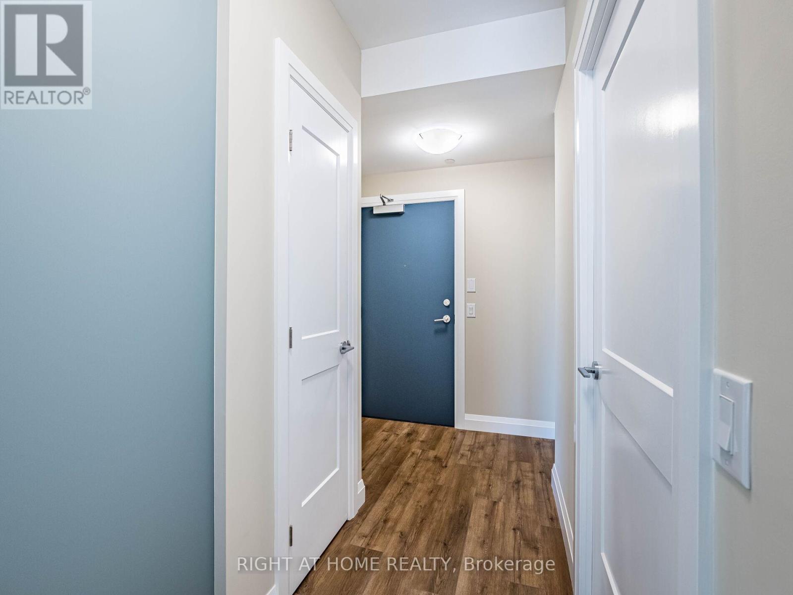 804 - 385 Winston Road, Grimsby, Ontario  L3M 4E8 - Photo 11 - X12354369