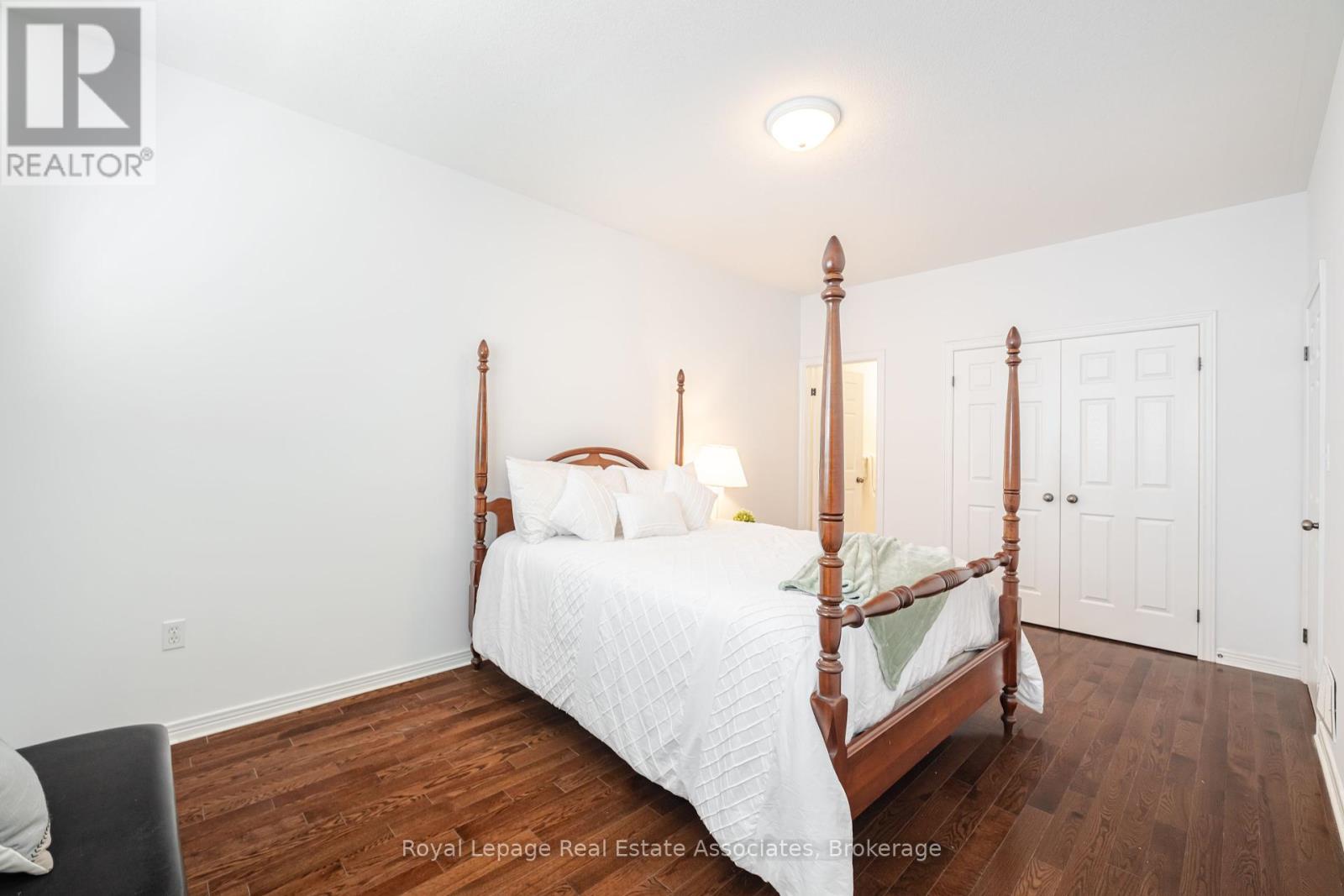 10 Cornflower Crescent, Hamilton, Ontario  L0R 1P0 - Photo 15 - X12354377