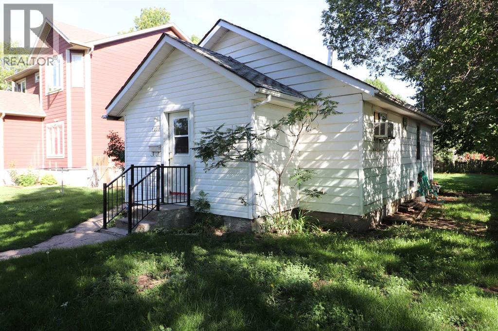 Property at 1270 Elm Street SE image 2