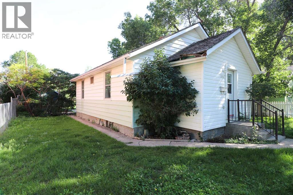 Property at 1270 Elm Street SE image 5