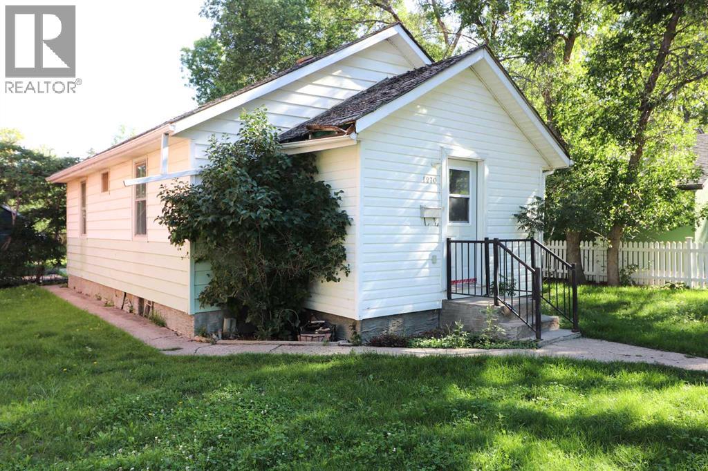 Property at 1270 Elm Street SE image 3