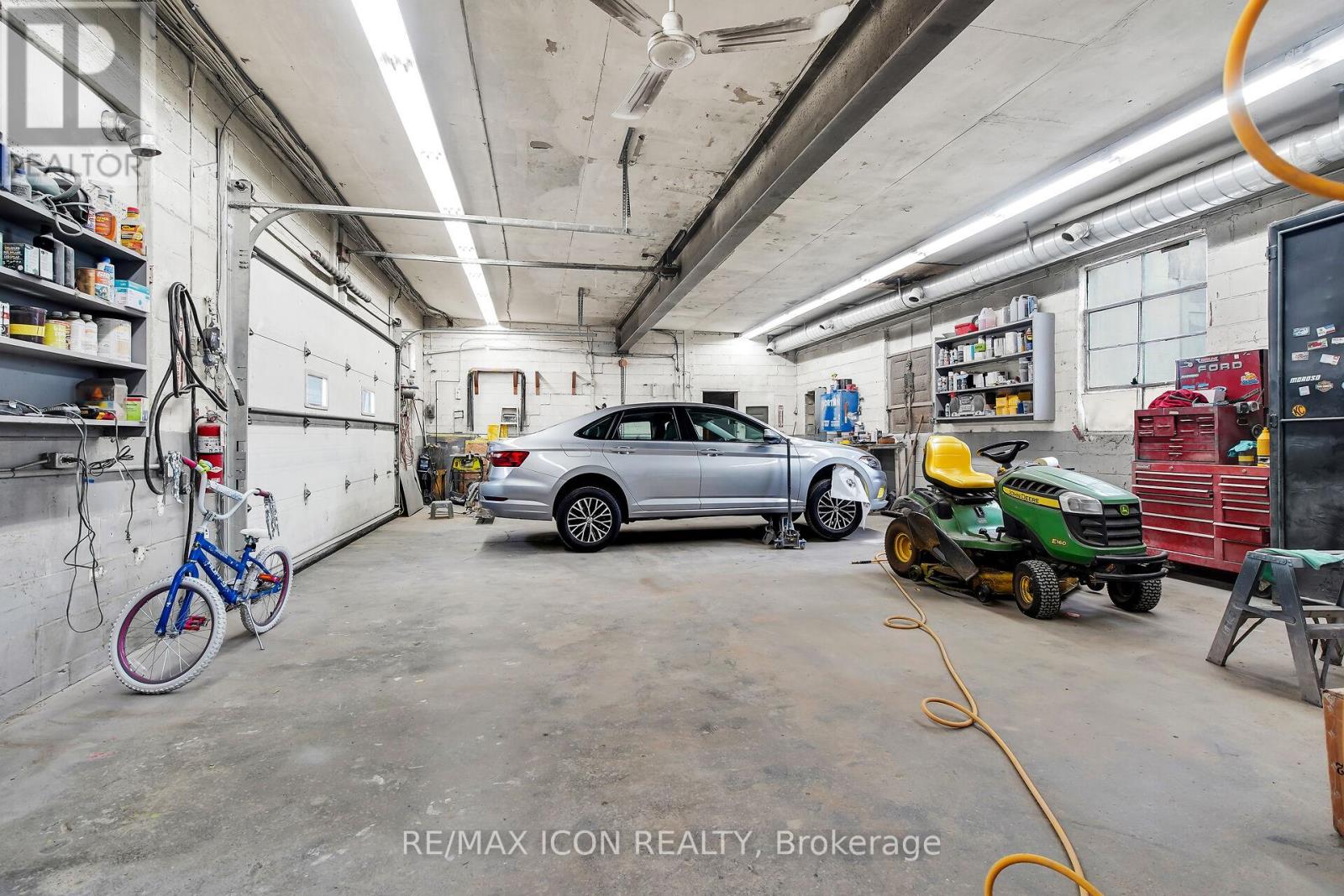 9664 Belmont Road, Central Elgin, Ontario  N5P 3S7 - Photo 45 - X12354521