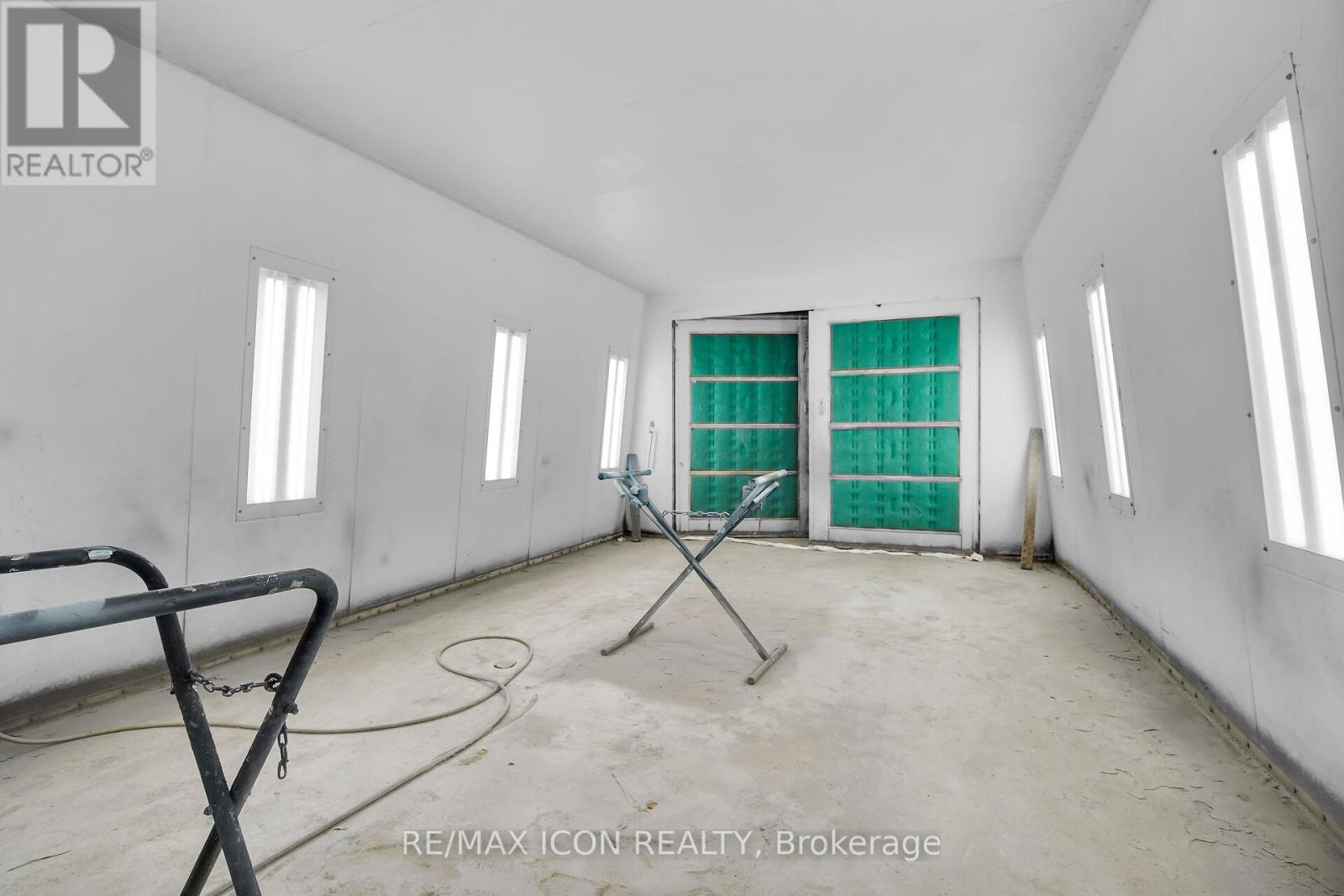 9664 Belmont Road, Central Elgin, Ontario  N5P 3S7 - Photo 46 - X12354521