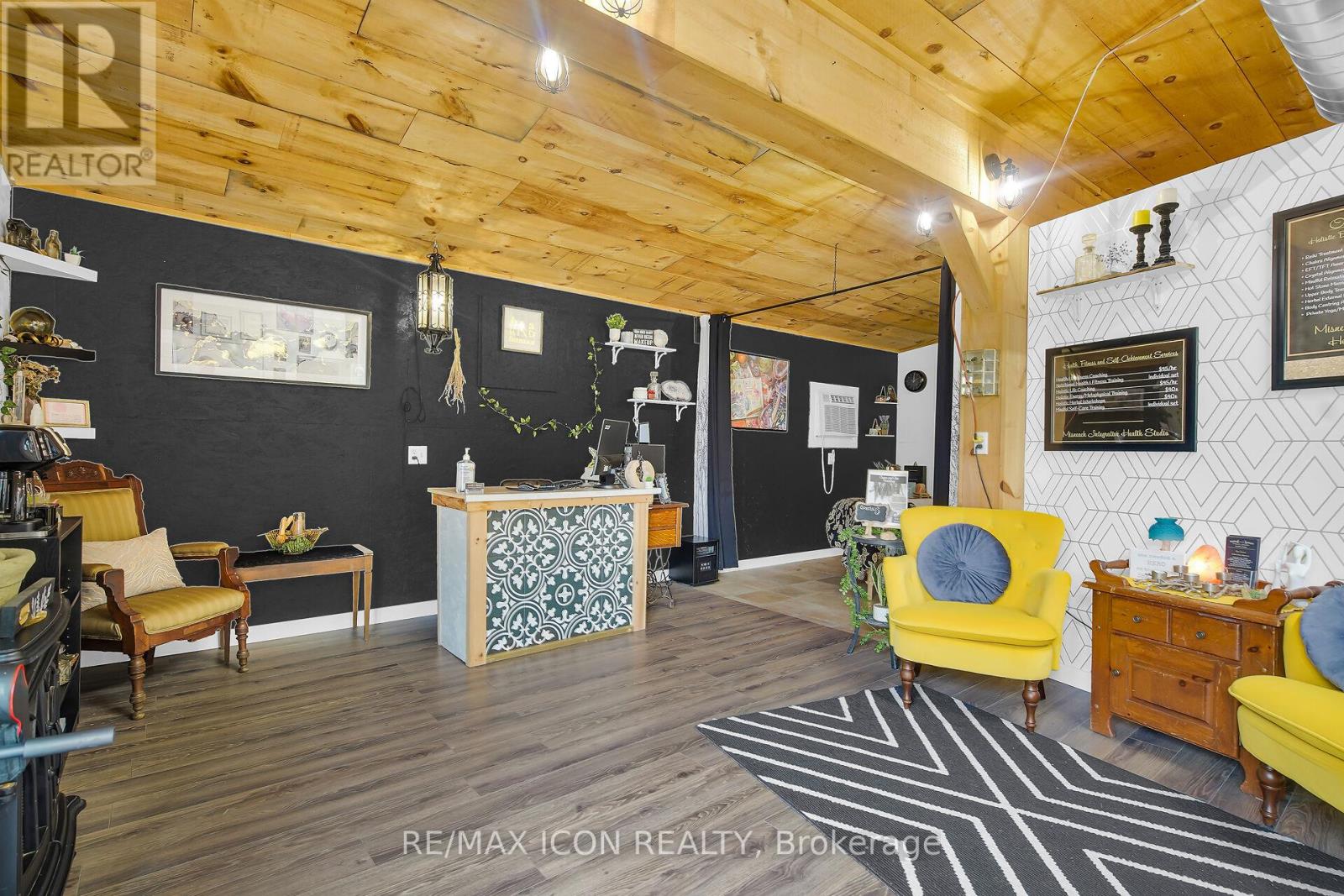 9664 Belmont Road, Central Elgin, Ontario  N5P 3S7 - Photo 49 - X12354521