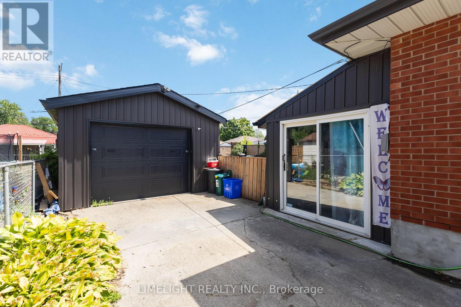 124 Susan Avenue, London East, Ontario  N5V 2G4 - Photo 33 - X12354546