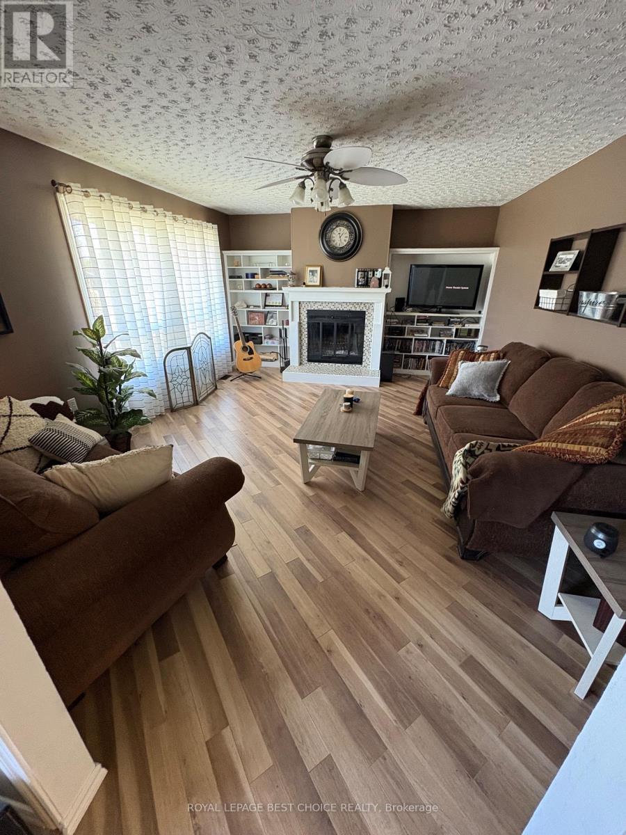 112 Carter Boulevard, Temiskaming Shores, Ontario  P0J 1R0 - Photo 9 - T12354544