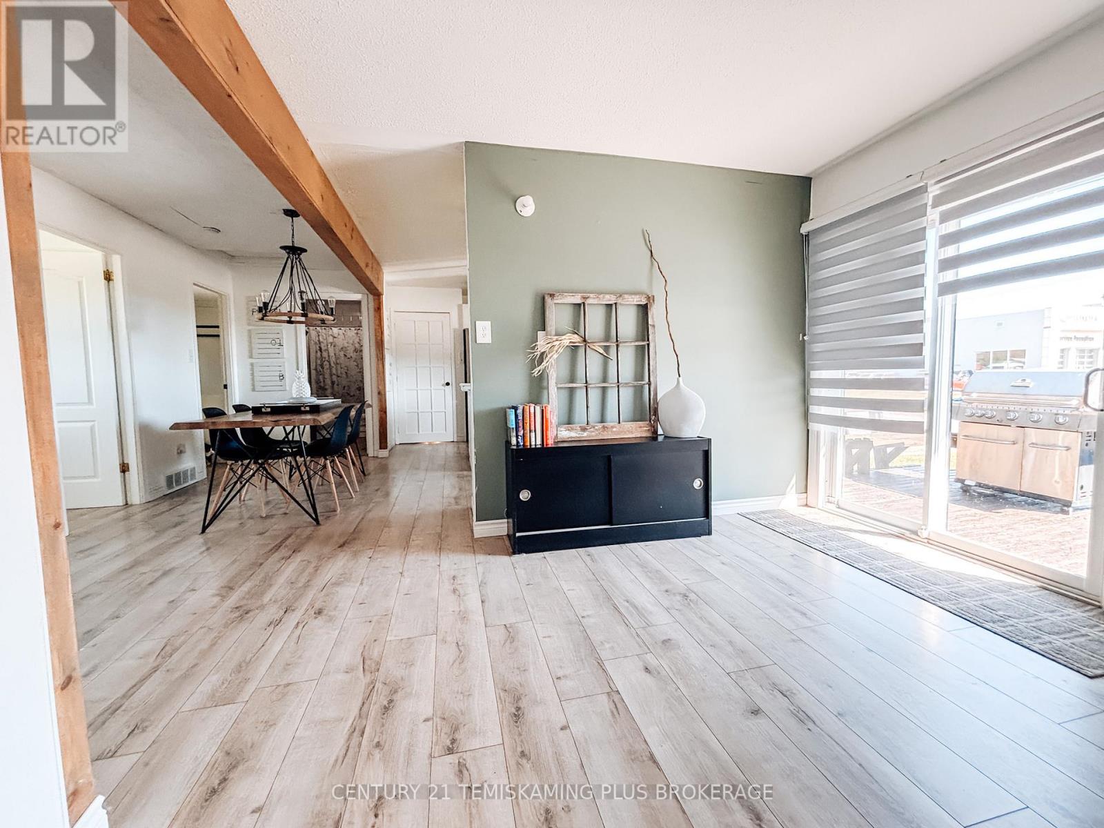 203 Roland Road, Temiskaming Shores, Ontario  P0J 1P0 - Photo 15 - T12354570