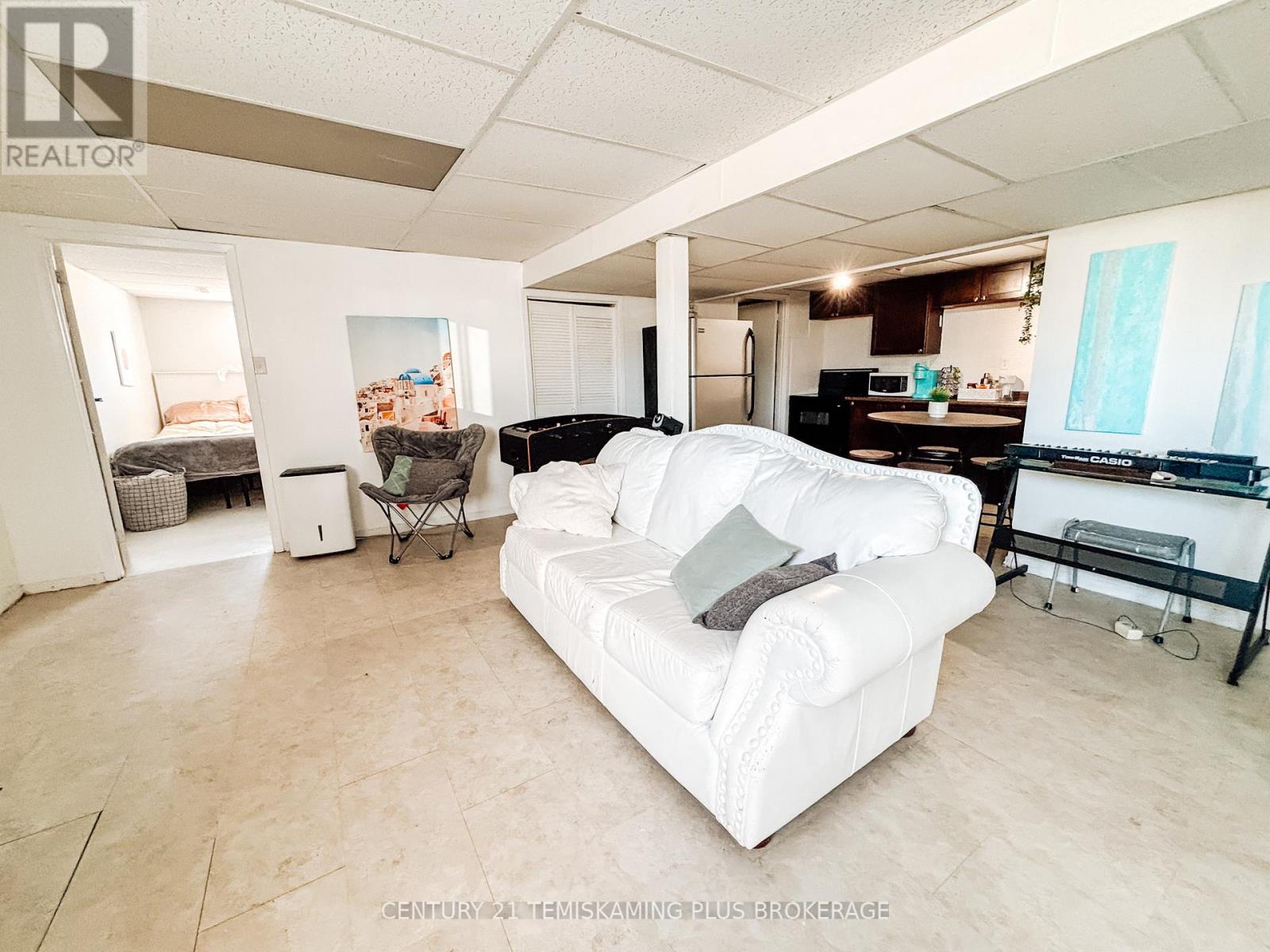 203 Roland Road, Temiskaming Shores, Ontario  P0J 1P0 - Photo 23 - T12354570