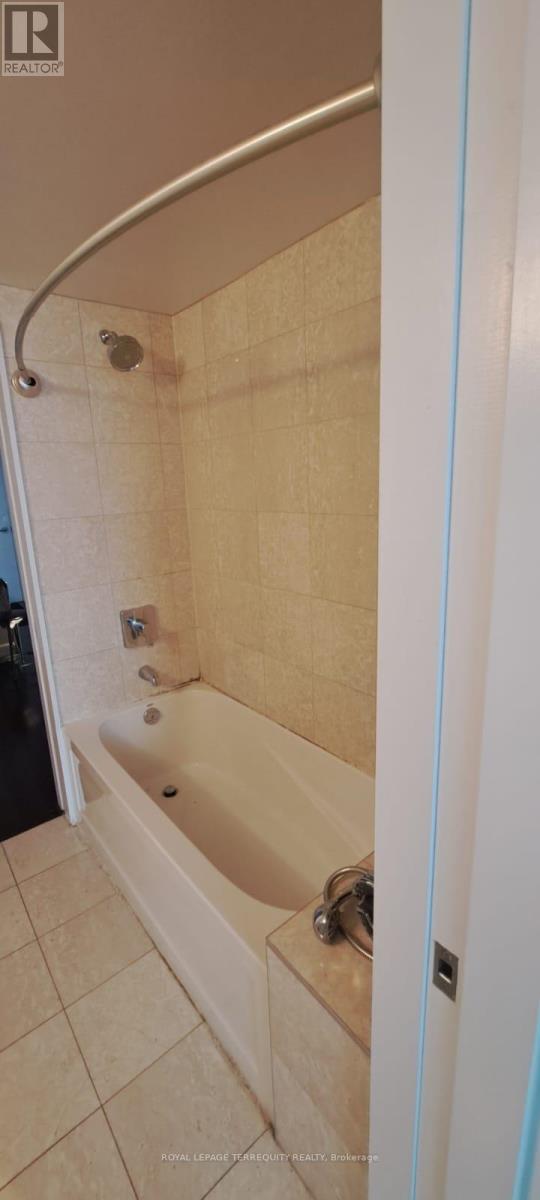 4403 - 12 York Street, Toronto, Ontario  M5J 0A9 - Photo 7 - C12354490