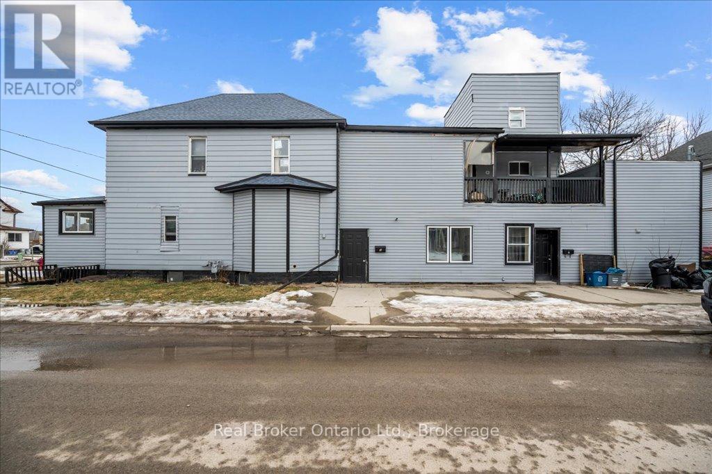 5000 Bridge Street, Niagara Falls, Ontario  L2E 2S5 - Photo 21 - X12354510