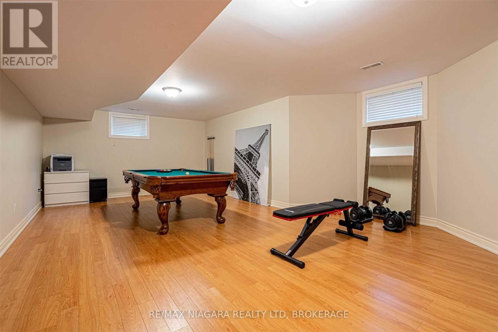 8018 Cathedral Drive, Niagara Falls, Ontario  L2H 2Z2 - Photo 47 - X12354592