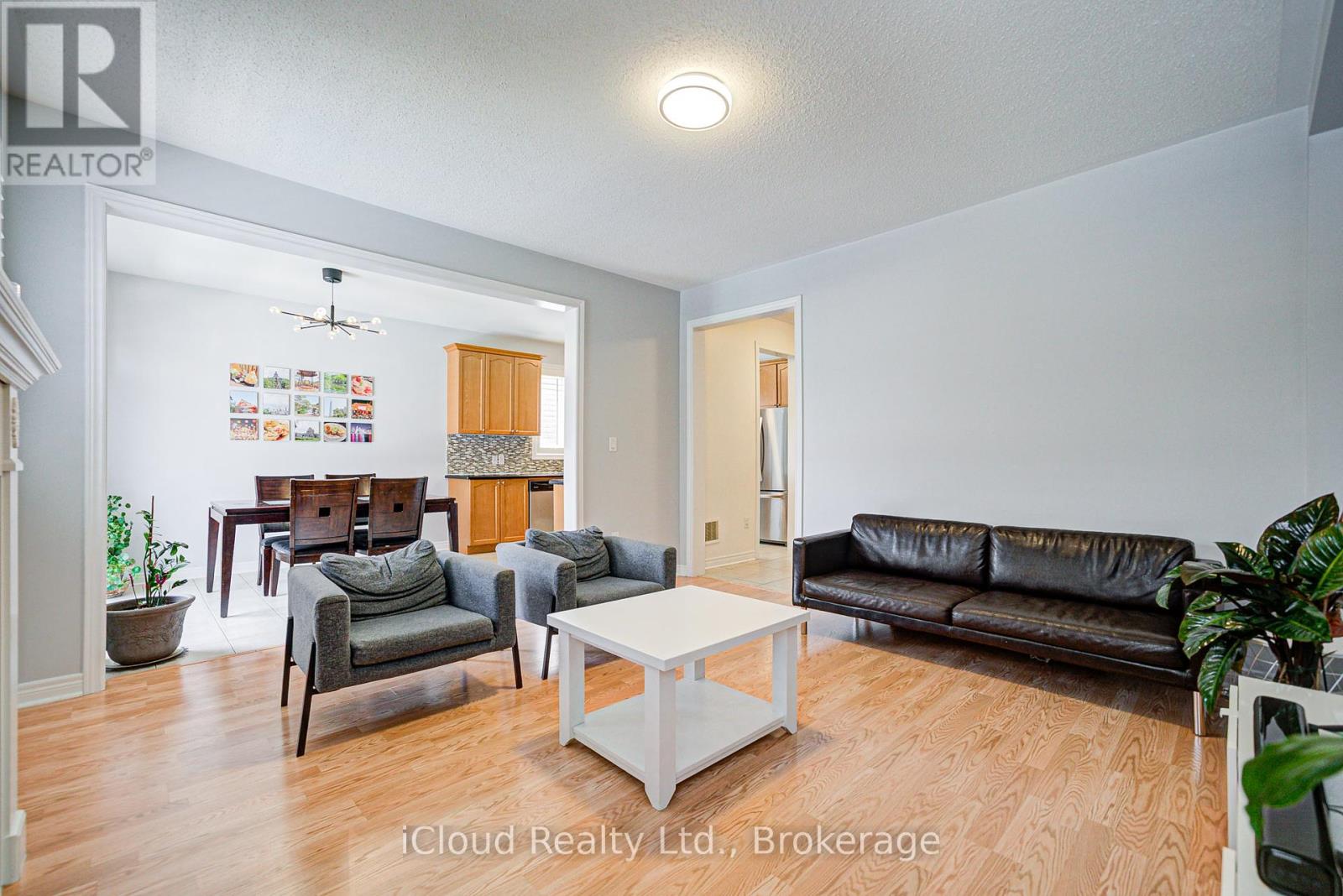 29 Teal Crest Circle, Brampton (Credit Valley), Ontario  L6X 2Z5 - Photo 15 - W12341683