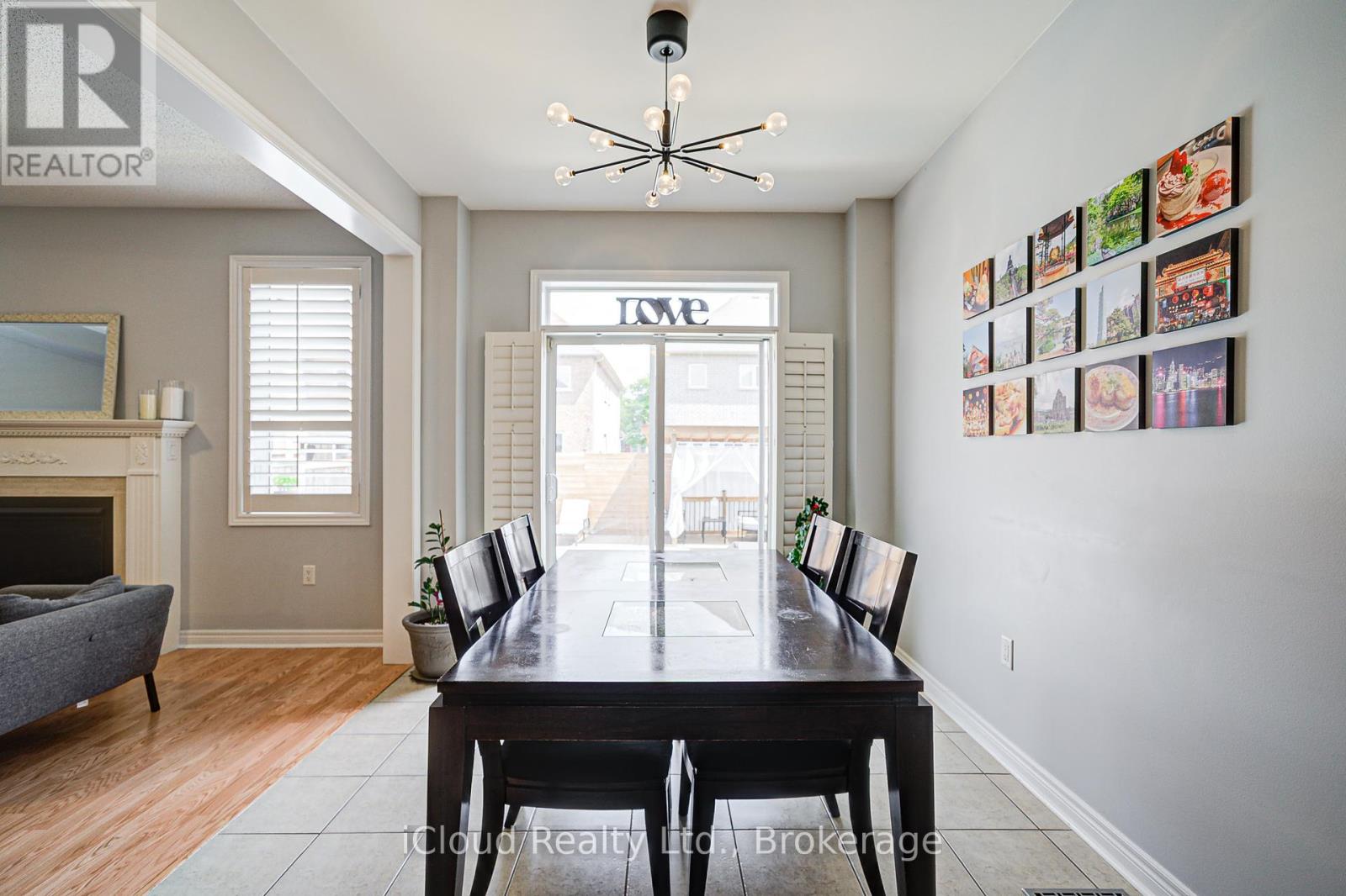 29 Teal Crest Circle, Brampton (Credit Valley), Ontario  L6X 2Z5 - Photo 11 - W12341683