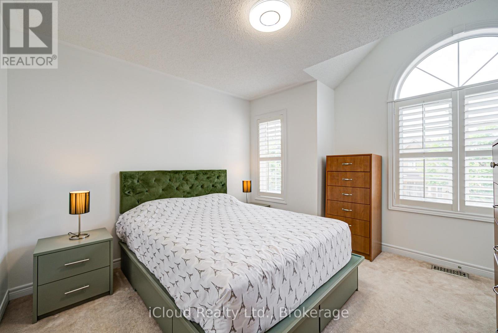 29 Teal Crest Circle, Brampton (Credit Valley), Ontario  L6X 2Z5 - Photo 24 - W12341683