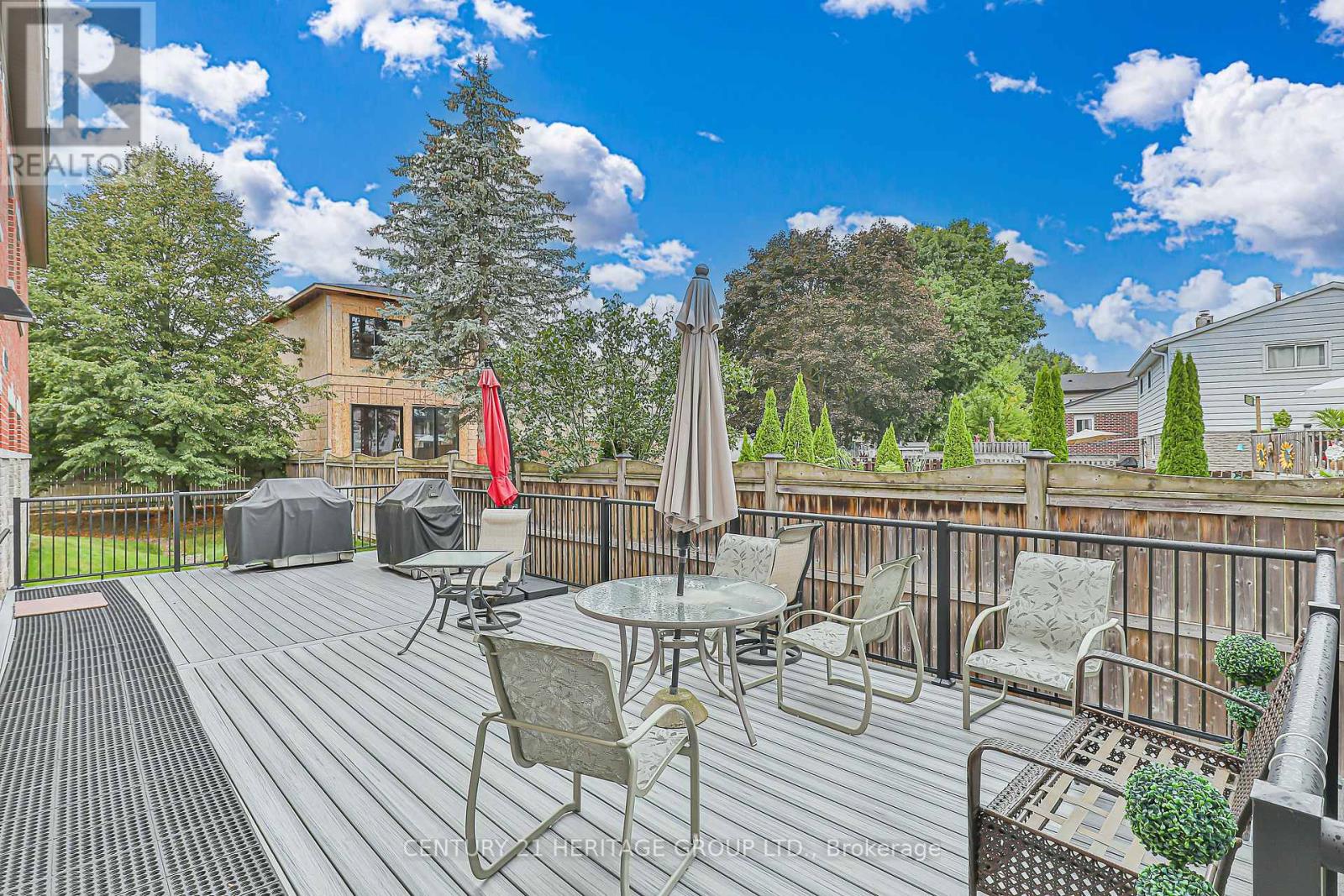 202 - 10 Ashton Road, Newmarket, Ontario  L3Y 5V5 - Photo 8 - N12354472
