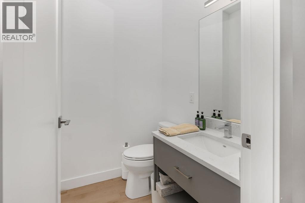 Property at 1829 NORTH ROAD image 4