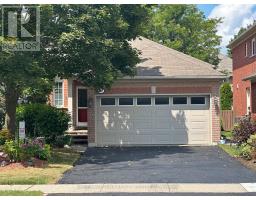 165 Clearmeadow Boulevard, Newmarket (Summerhill Estates), Ca