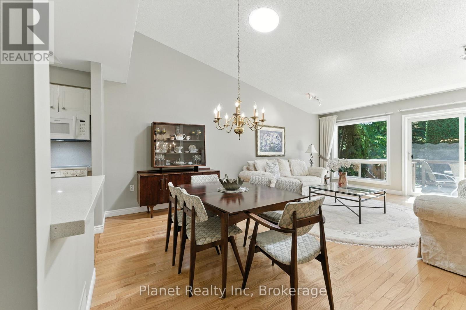 19 Village Green Drive, Guelph, Ontario  N1G 4X7 - Photo 15 - X12354605