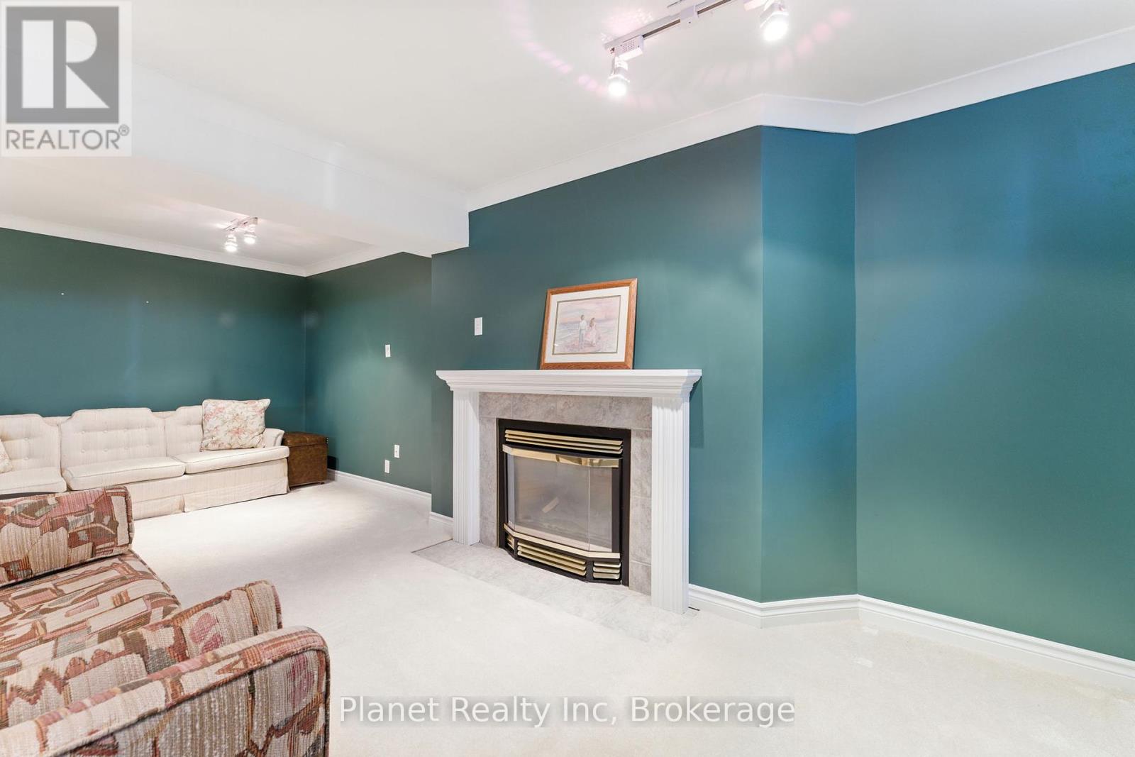 19 Village Green Drive, Guelph, Ontario  N1G 4X7 - Photo 31 - X12354605