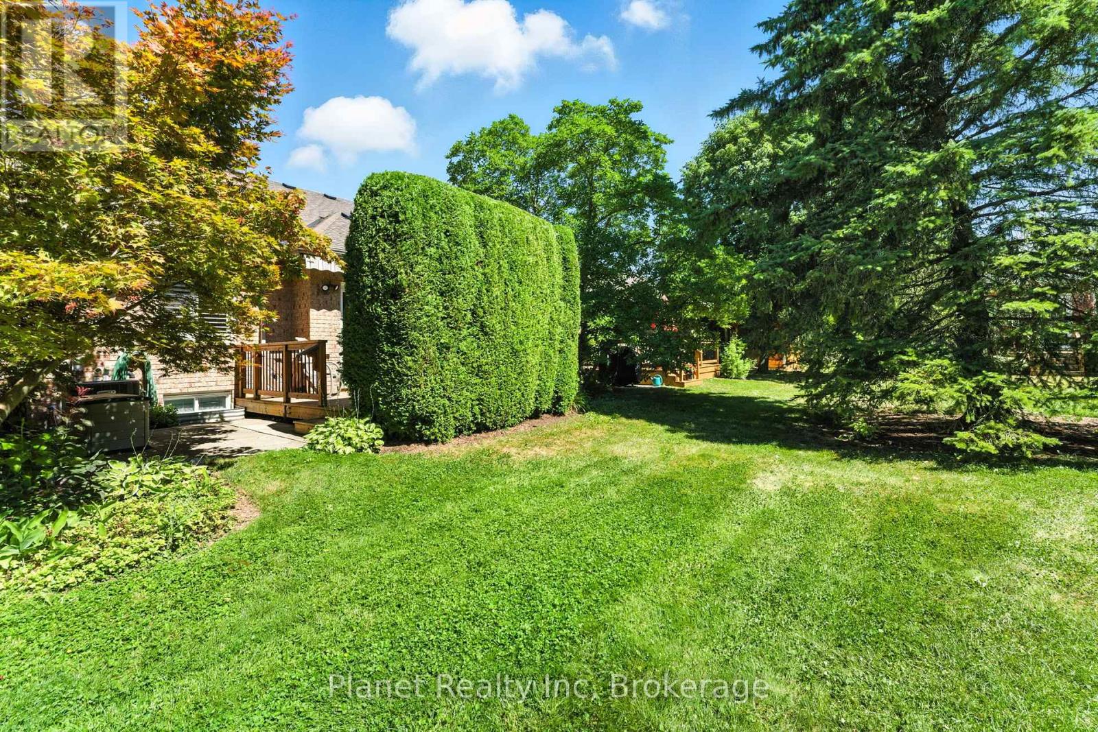 19 Village Green Drive, Guelph, Ontario  N1G 4X7 - Photo 37 - X12354605