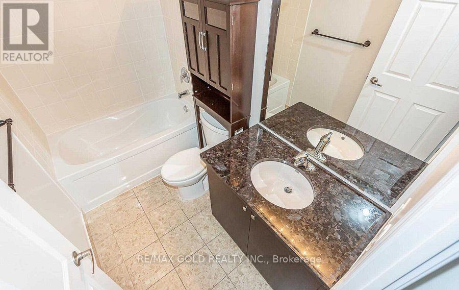 3008 - 208 Enfield Place, Mississauga, Ontario  L5B 0G8 - Photo 13 - W12354438