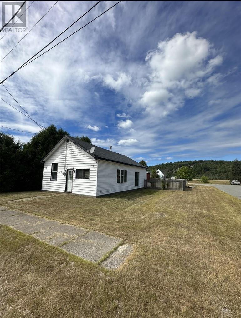 24 Algoma Street, Webbwood, Ontario  P0P 2G0 - Photo 1 - 2124224