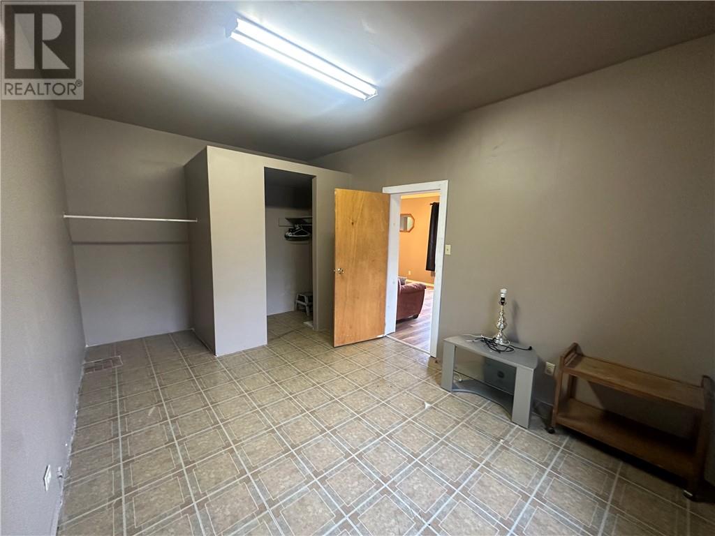 24 Algoma Street, Webbwood, Ontario  P0P 2G0 - Photo 12 - 2124224