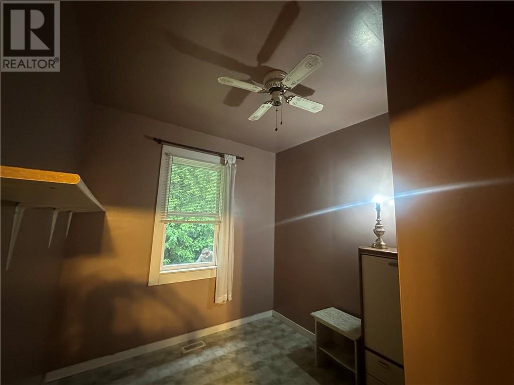 24 Algoma Street, Webbwood, Ontario  P0P 2G0 - Photo 14 - 2124224