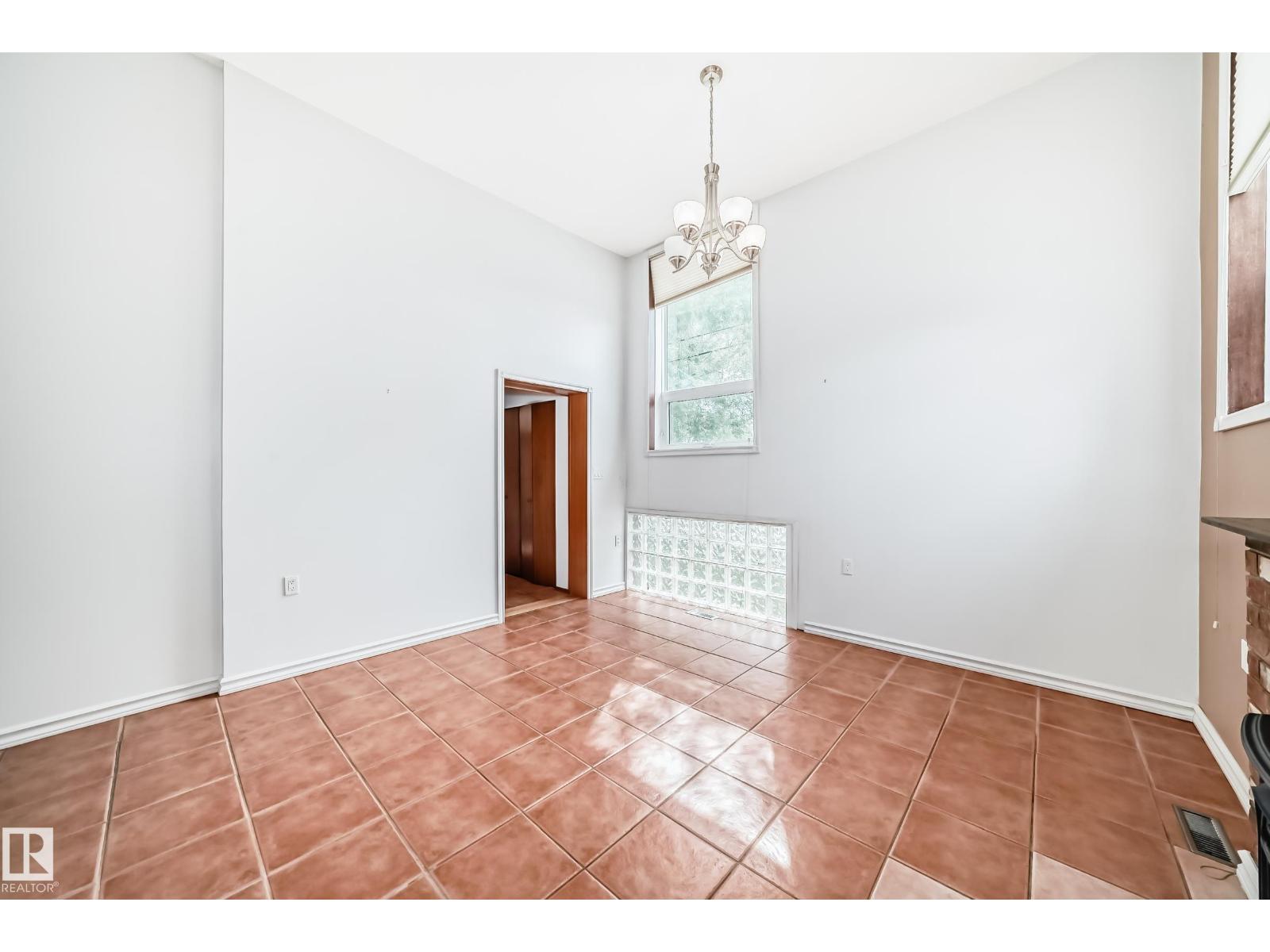 13316 129 Av S Nw, Edmonton, Alberta  T5L 3K2 - Photo 17 - E4453802