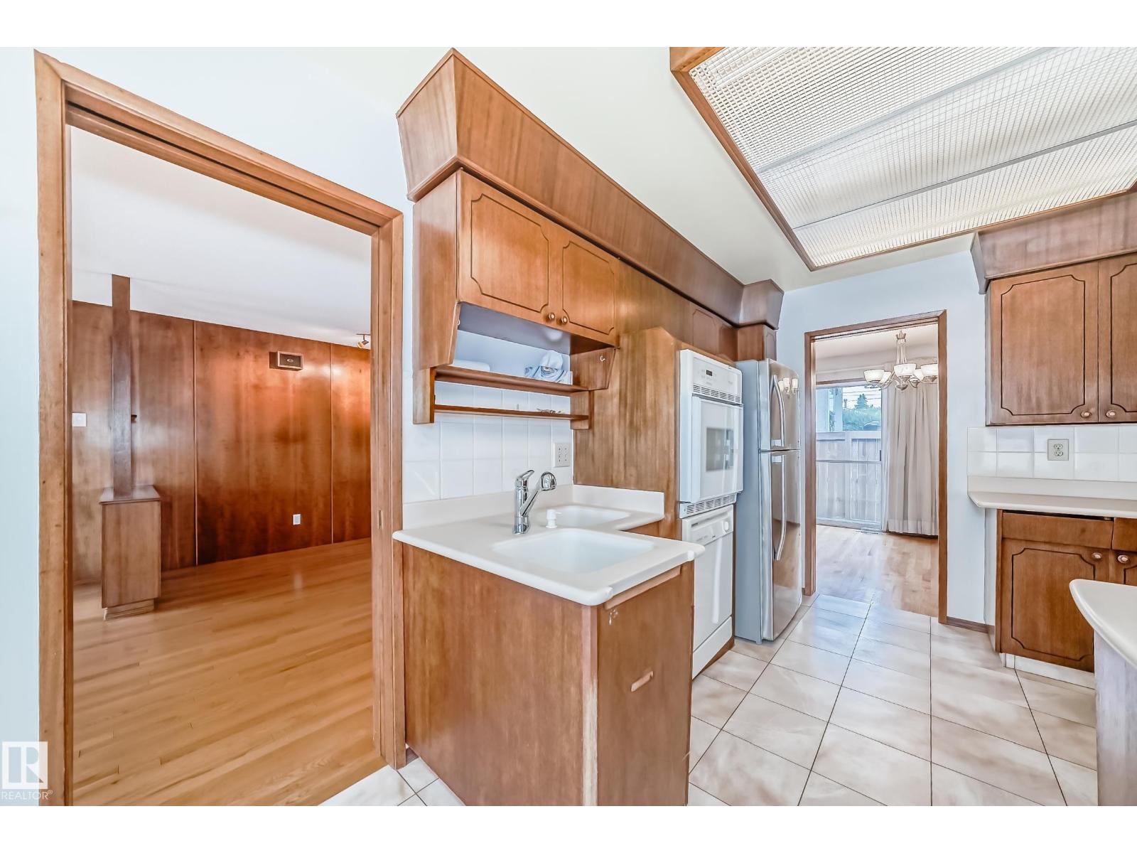 13316 129 Av S Nw, Edmonton, Alberta  T5L 3K2 - Photo 6 - E4453802