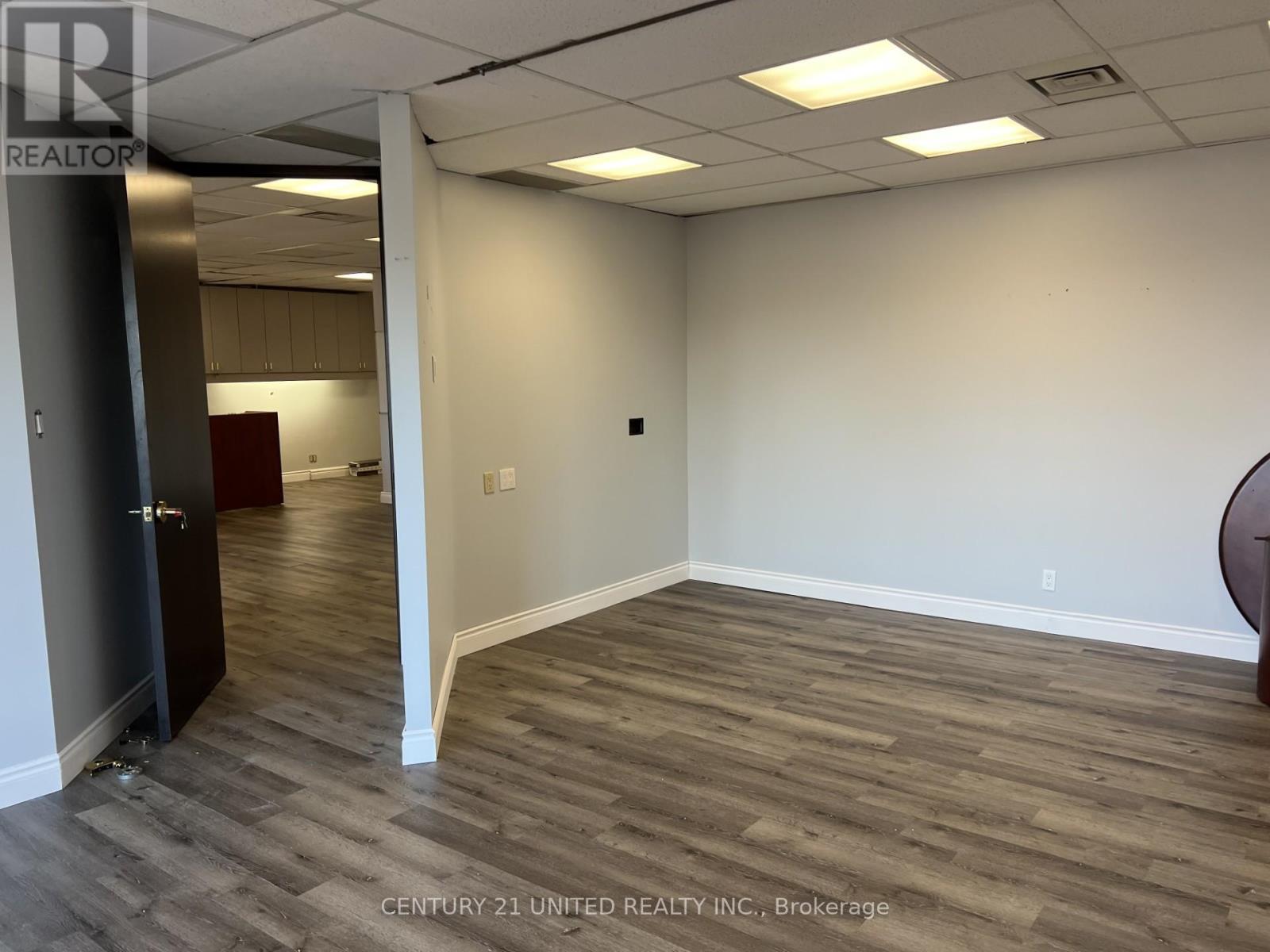 302 - 360 George Street N, Peterborough Central, Ontario  K9H 7E7 - Photo 5 - X11920457