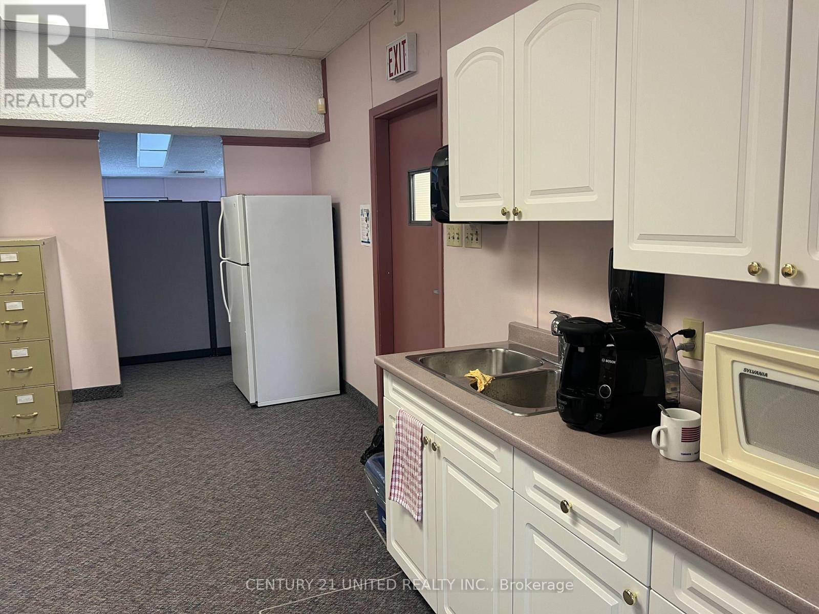 200 - 294 Rink Street, Peterborough Central, Ontario  K9J 2K2 - Photo 7 - X11931429