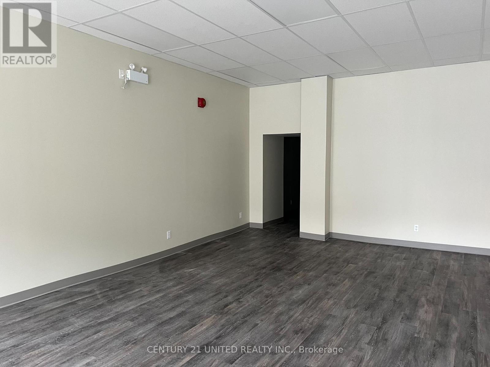 187-189 Simcoe Street, Peterborough Central, Ontario  K9H 2H6 - Photo 2 - X7393022