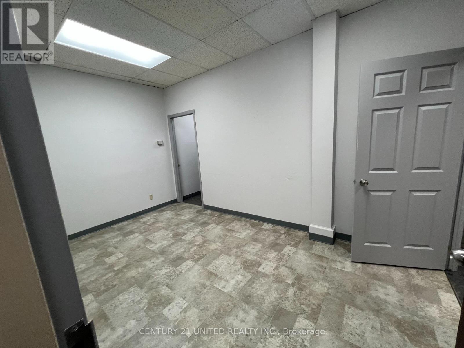 202/204 - 159 King Street, Peterborough Central, Ontario  K9J 2R8 - Photo 5 - X9230076