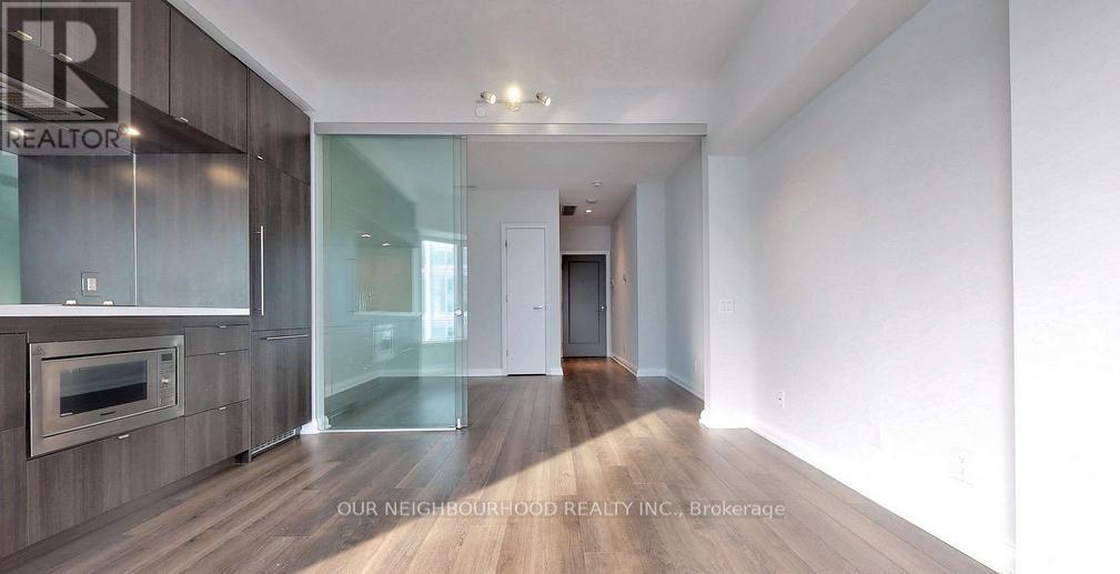 1210 - 155 Yorkville Avenue, Toronto, Ontario  M5R 0B4 - Photo 17 - C12343297
