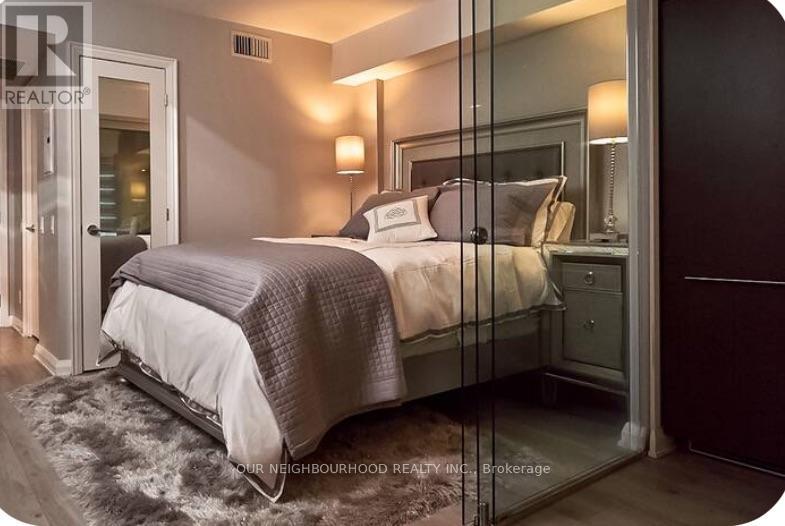 1210 - 155 Yorkville Avenue, Toronto, Ontario  M5R 0B4 - Photo 4 - C12343297