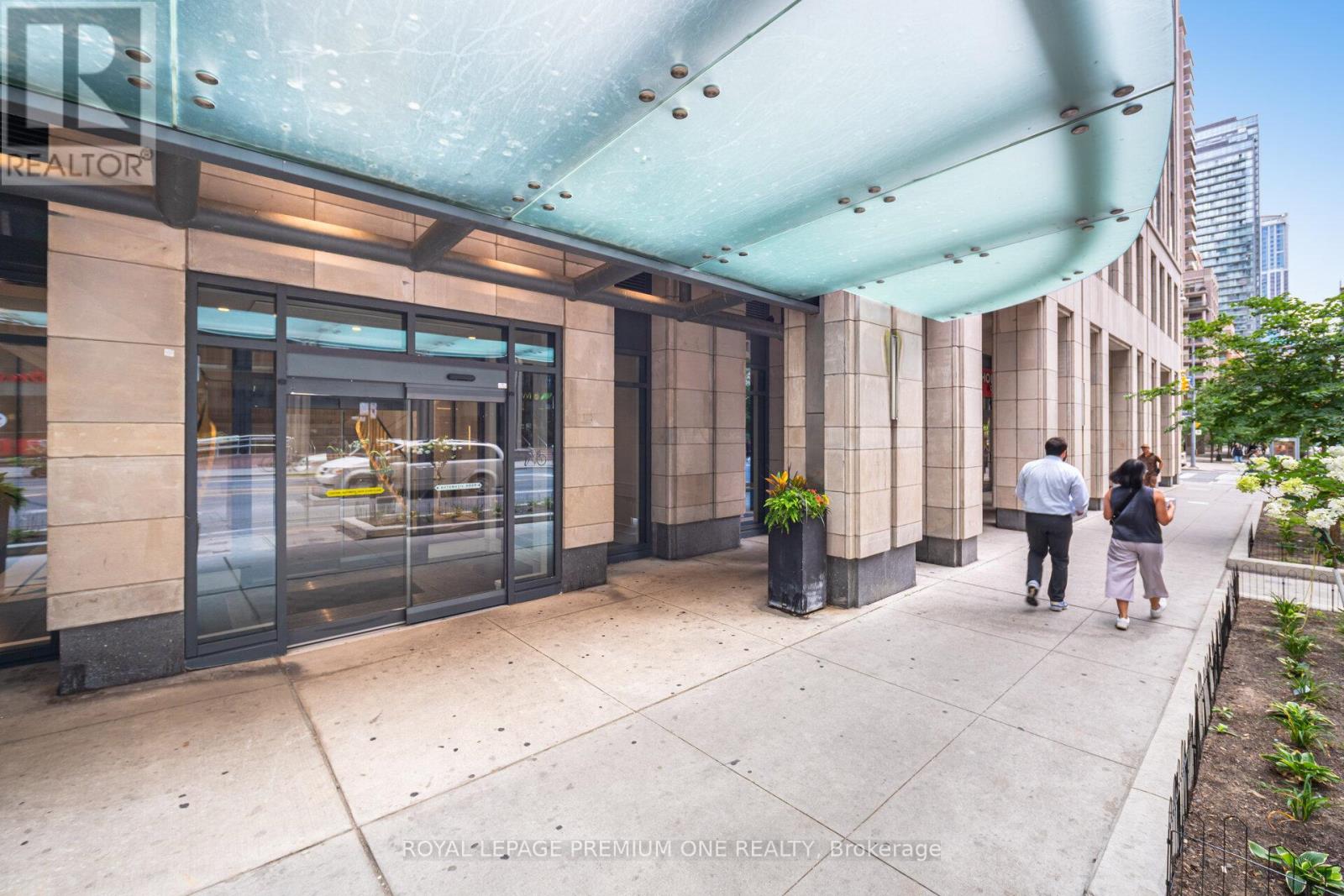 2607 - 955 Bay Street, Toronto, Ontario  M5S 0C6 - Photo 2 - C12354504