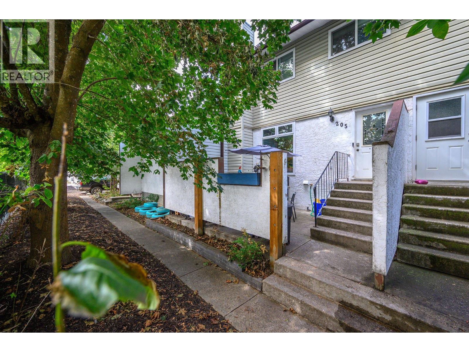 2100 43 Avenue Unit# 205, Vernon, British Columbia  V1T 3K5 - Photo 3 - 10359977