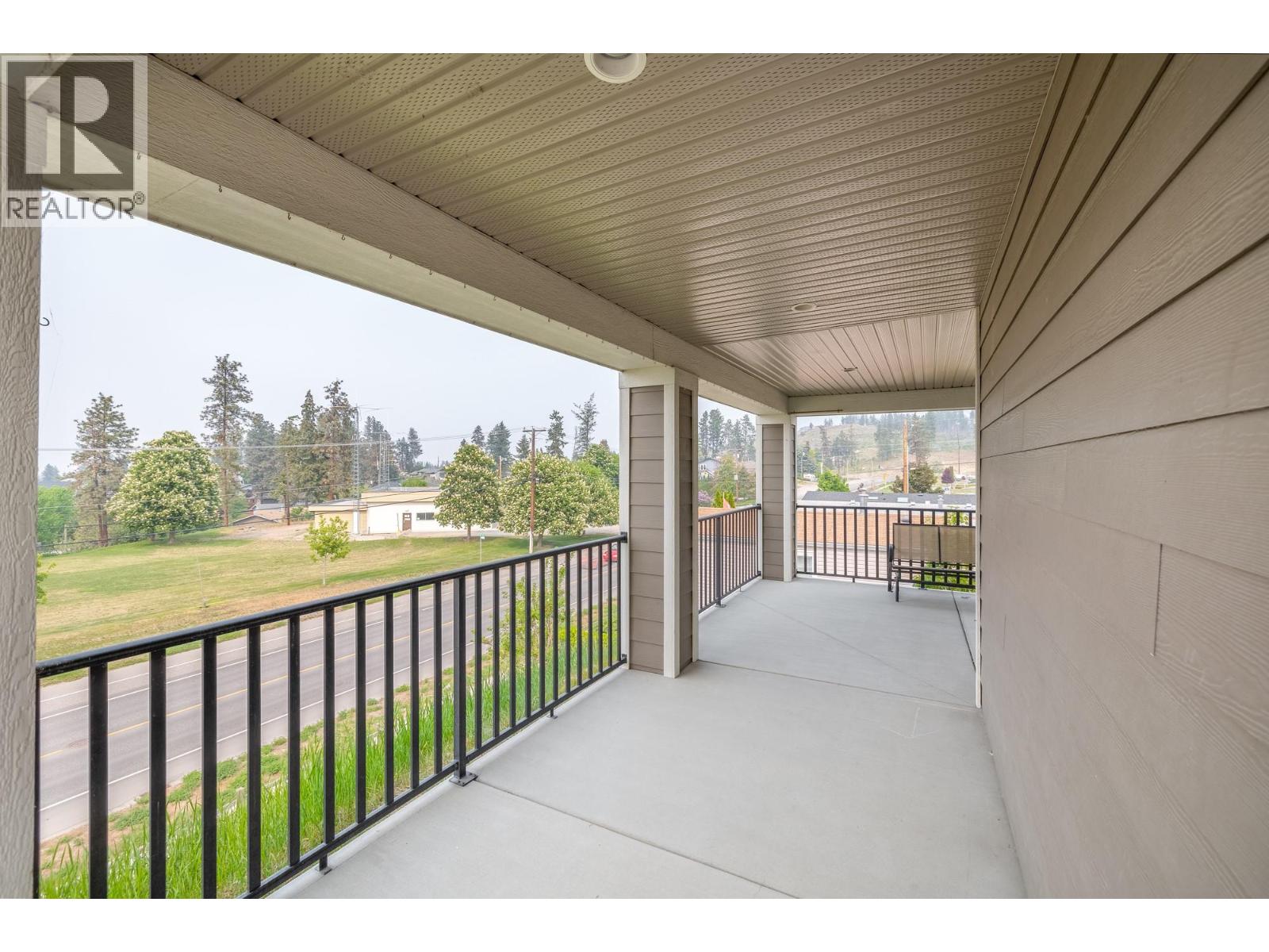 374 Trumpeter Court, Kelowna, British Columbia  V1W 5J4 - Photo 30 - 10360035
