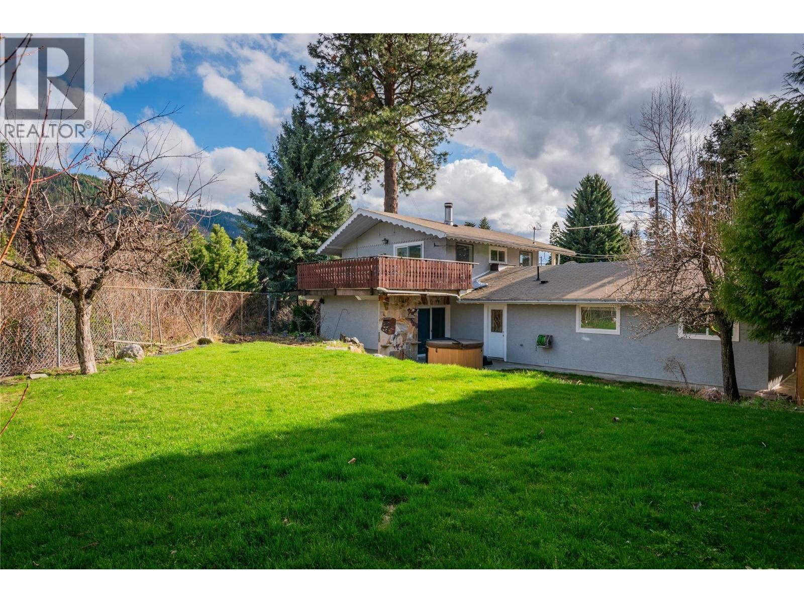 Property at 425 8th Avenue image 4