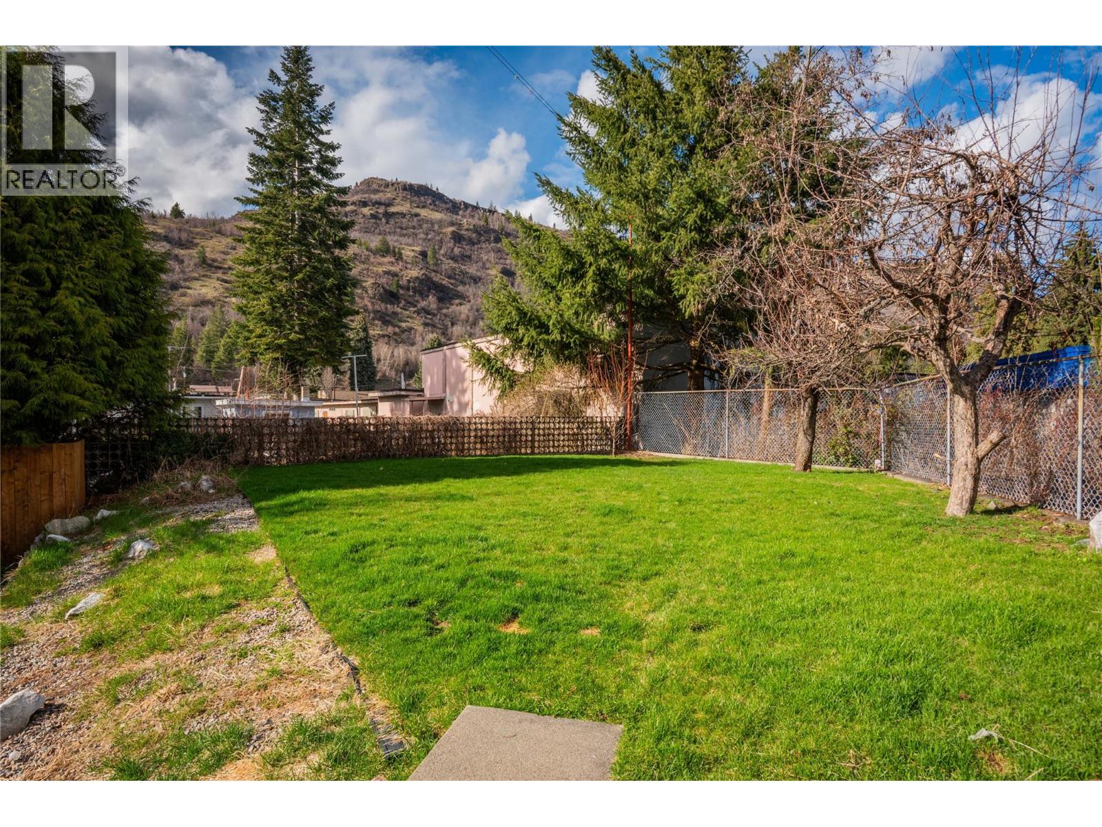 Property at 425 8th Avenue image 3